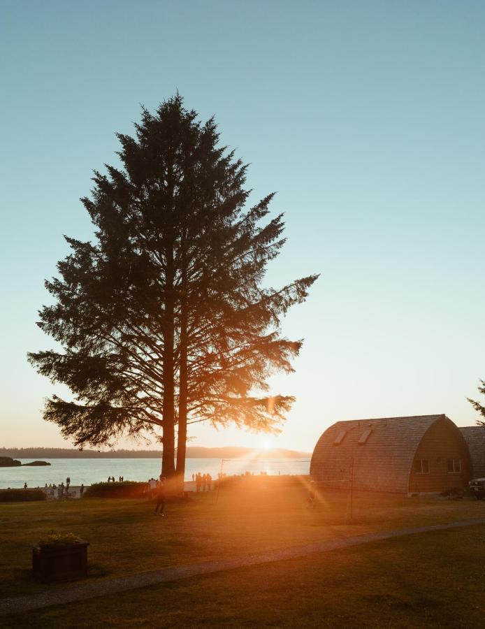 Ocean Village Resort Tofino Exterior photo