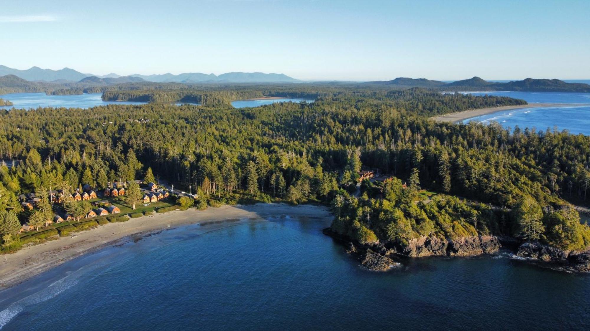 Ocean Village Resort Tofino Exterior photo